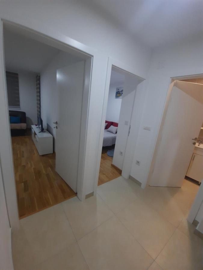Apartman Tami ドボイ エクステリア 写真